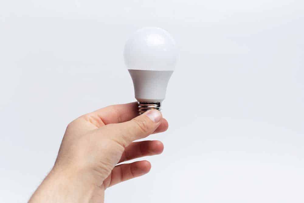 Hand-holding LED bulb