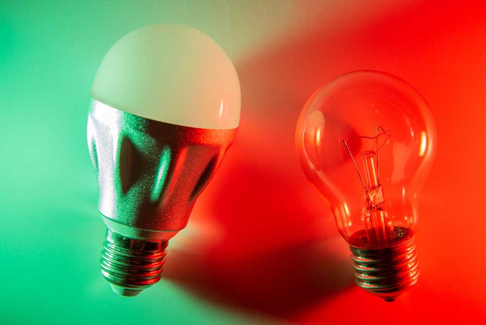 LED vs. Incandescent ecology