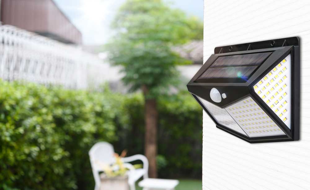 Small solar-powered led light with motion sensor