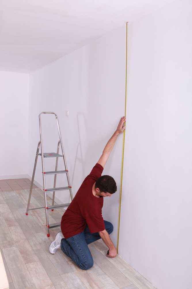 Art Gallery Lighting: Measure ceiling height