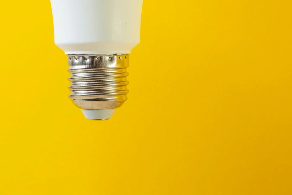 Light bulb E26 screw.