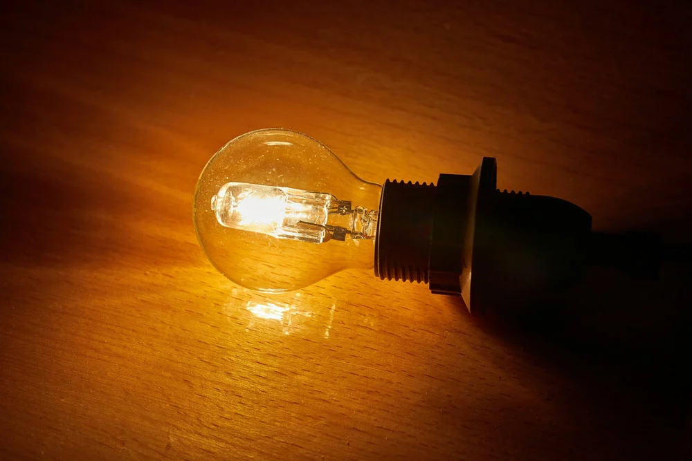 A halogen light bulb