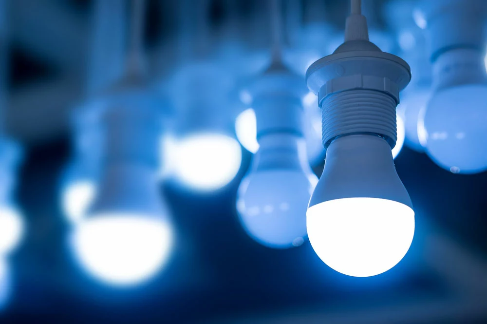More expensive LED bulbs generally last longer than cheap LED bulbs. 