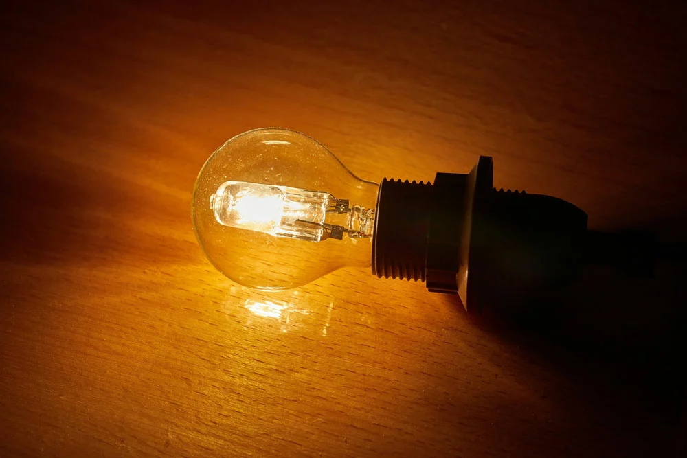 Halogen bulb