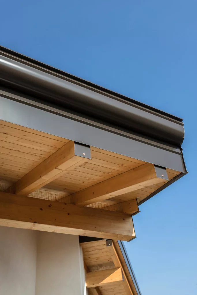 Passive Solar Savings: Roof overhang