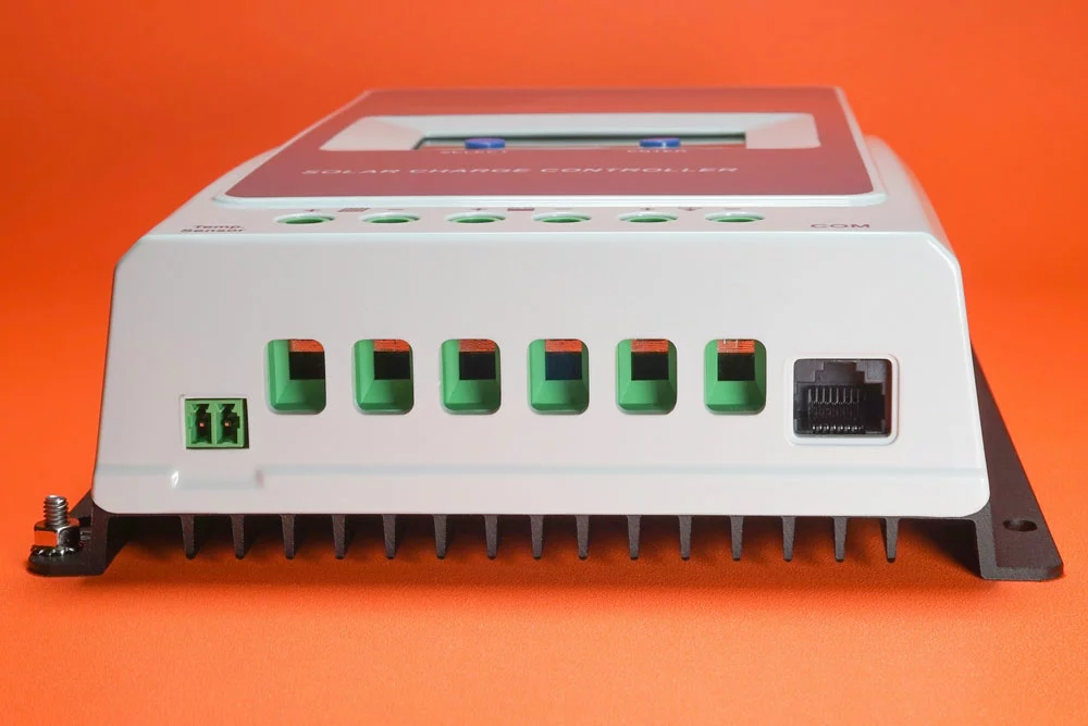A solar charge controller with an RS485 interface