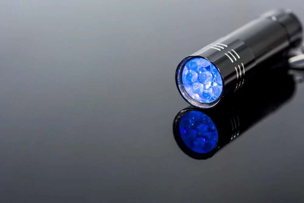 A UV flashlight