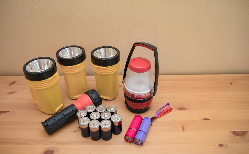 Multiple flashlights with batteries 